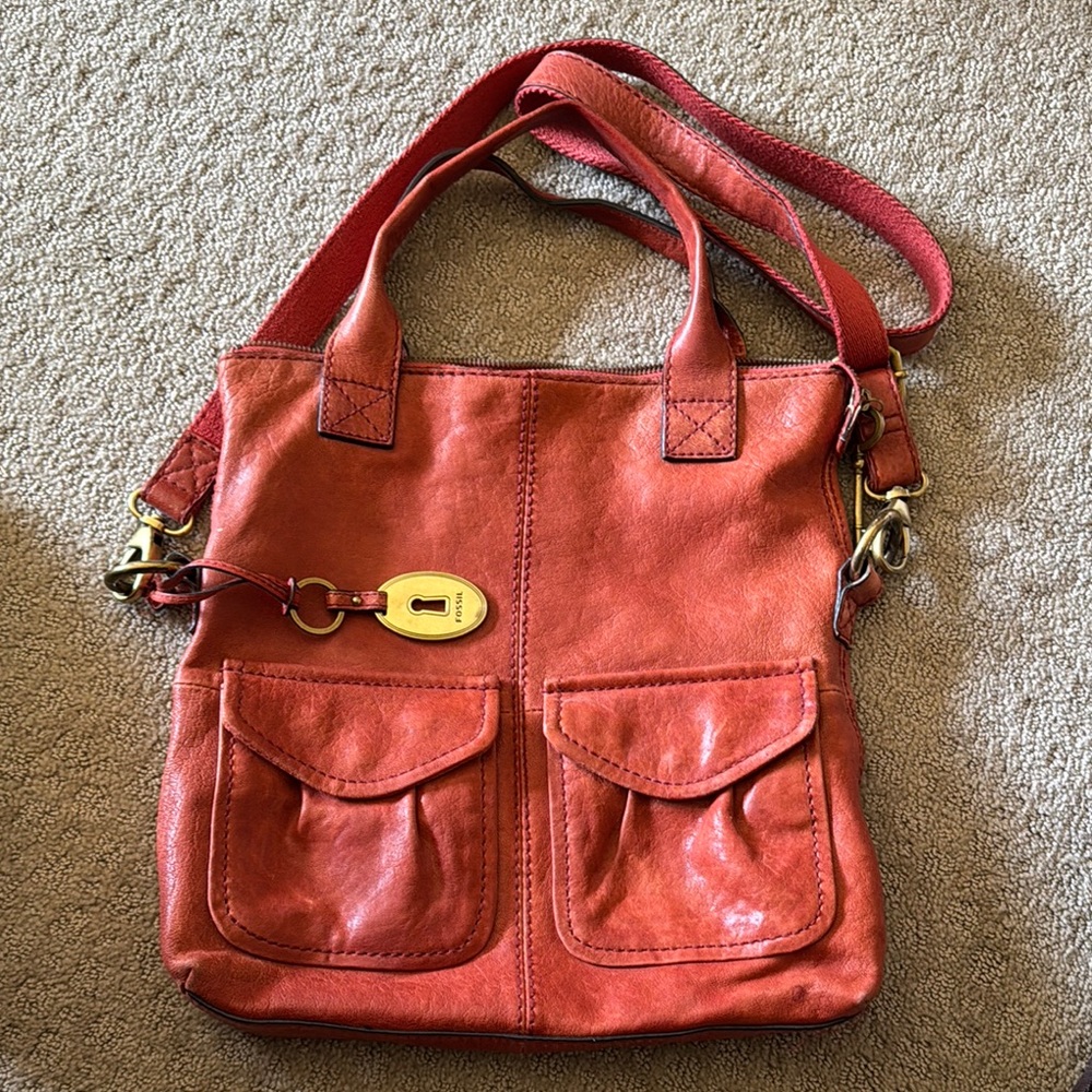 Fossil Red Shoulder Bag with Adjustable Strap and Metal Details